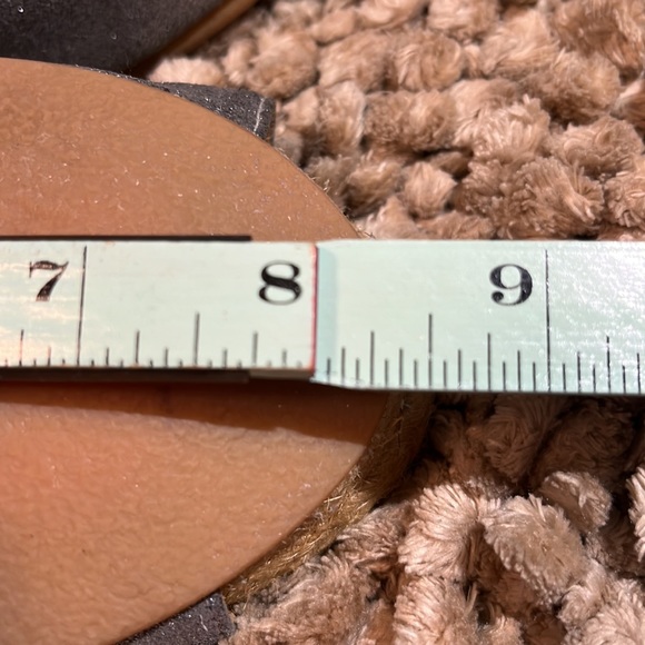 ericmichael shoes handmade in Spain. Sz 7 or 7.5. (Shoe size not specified) - Picture 5 of 5